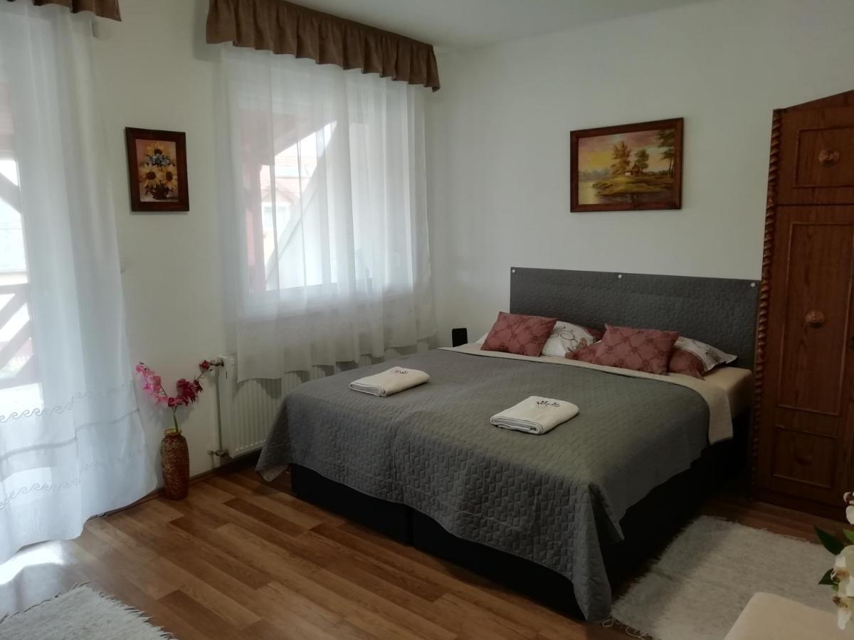 Vadasztanya Fogado Appartement Egerszalók Buitenkant foto